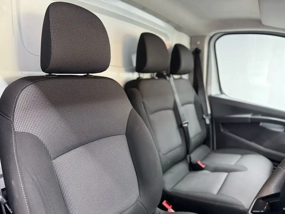 2022-renault-trafic-20dci-sl28-150-business-big-10