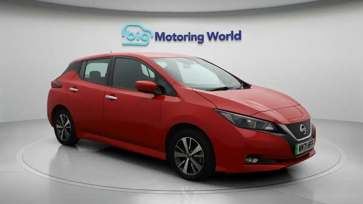 2022-nissan-leaf-e-acenta-big-1