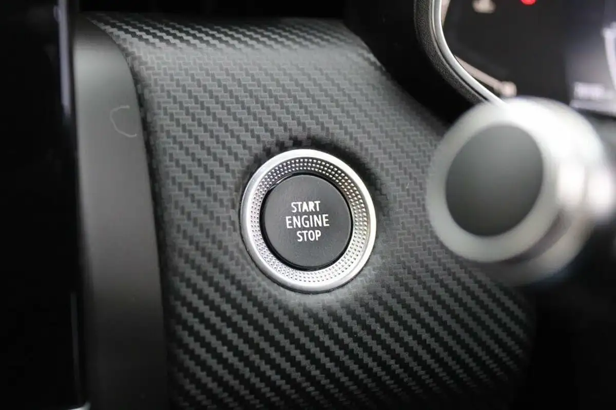 2020-renault-clio-10-tce-rs-line-100bhp-big-25