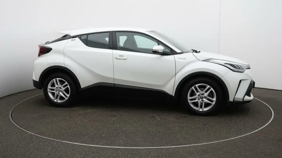 2022-toyota-c-hr-18-vvt-i-icon-big-49