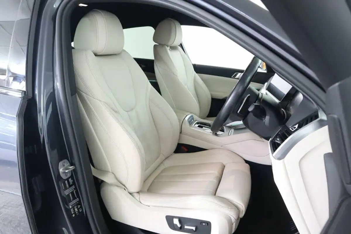 2021-bmw-x6-30-xdrive40i-m-sport-big-12