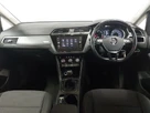 2017-volkswagen-touran-20tdi-se-small-2