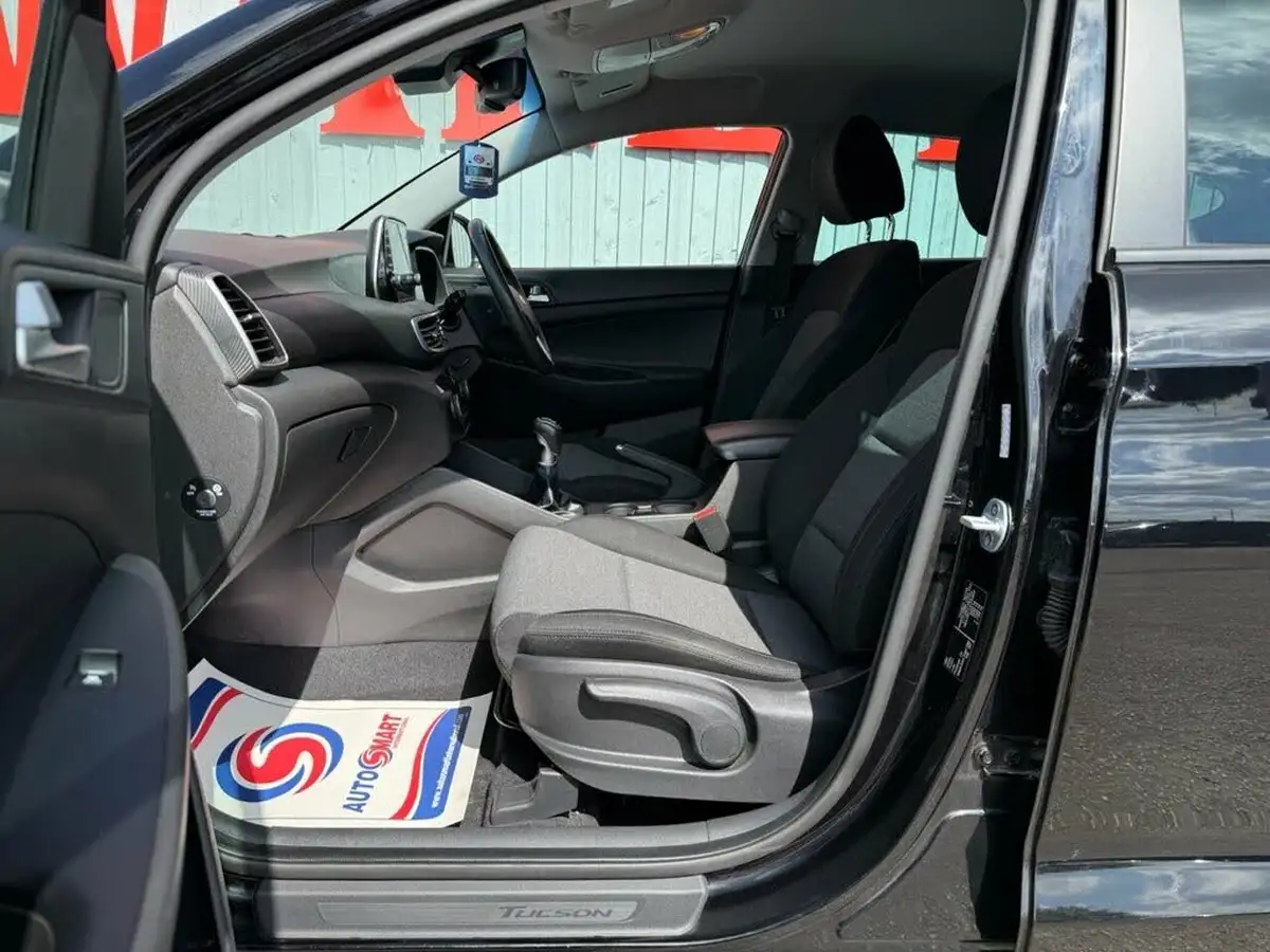 2018-hyundai-tucson-16-gdi-se-nav-big-1