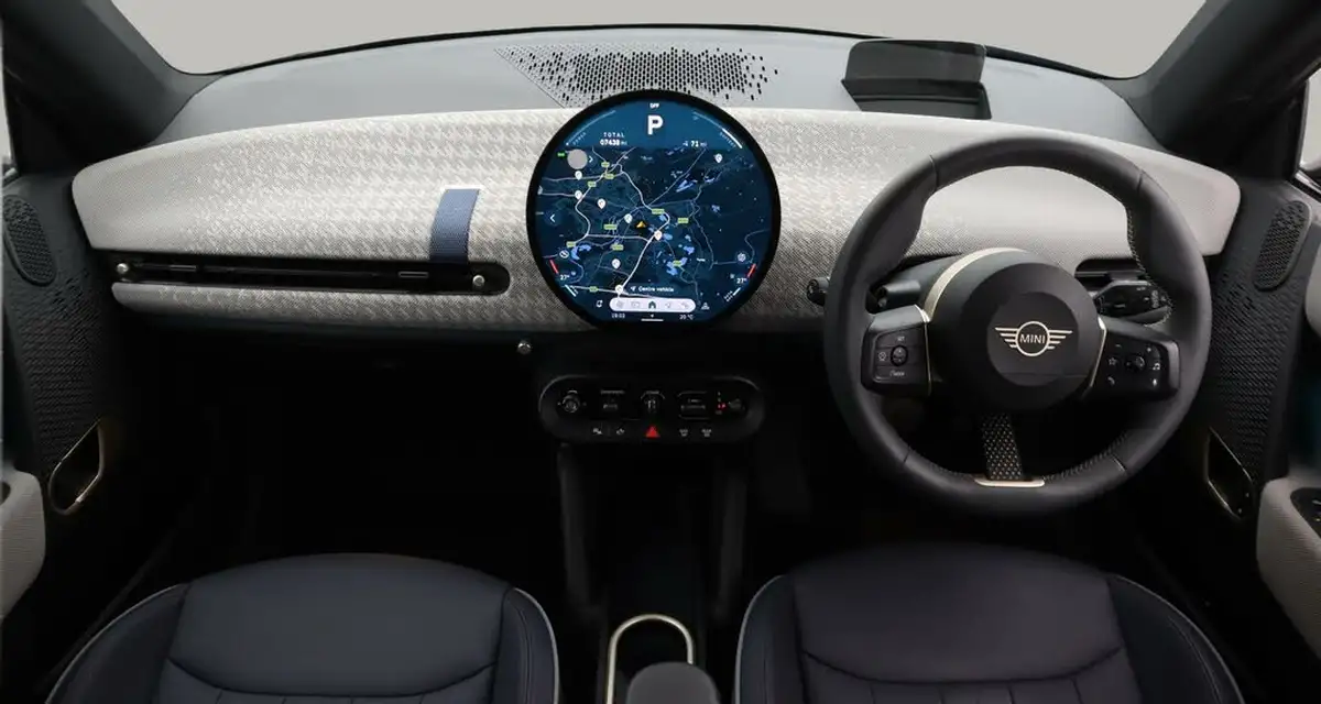2024-mini-cooper-e-cooper-e-exclusive-big-13