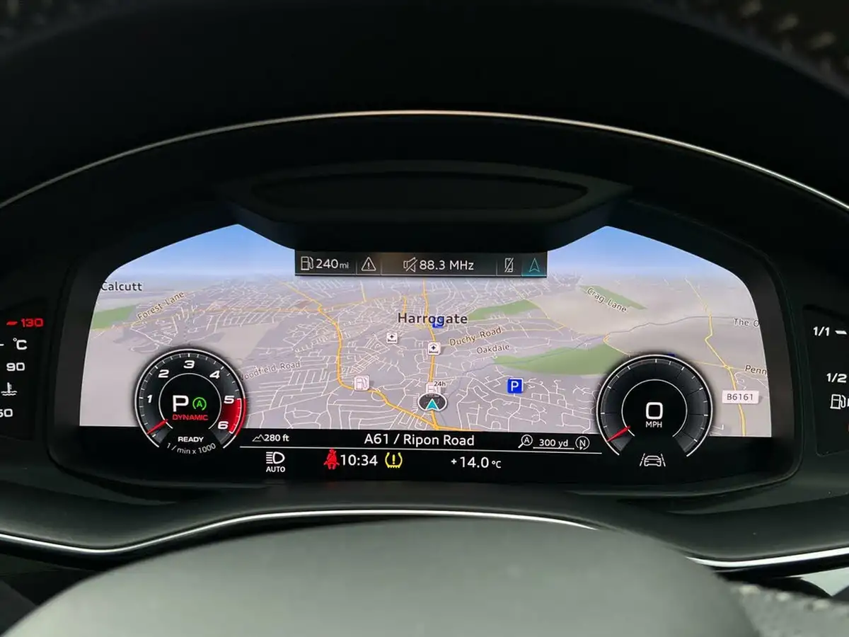 2020-audi-sq8-40tdi-big-32