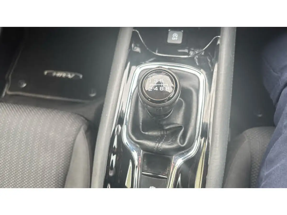 2018-honda-hr-v-16-i-dtec-se-navi-big-26