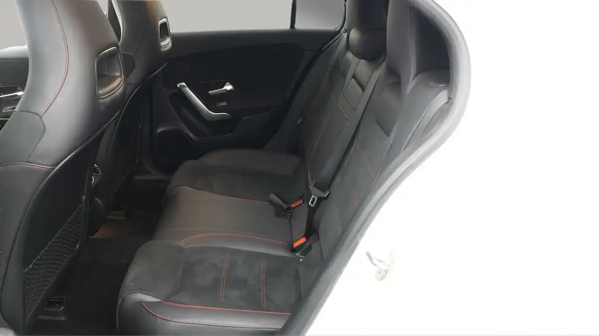 2019-mercedes-benz-a-class-20-a250-amg-line-premium-hatchback-5d-big-15