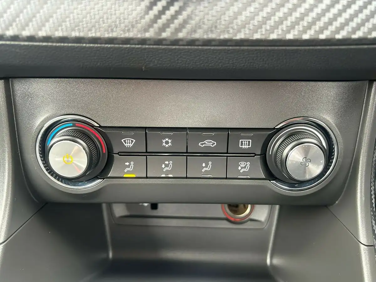 2020-mg-zs-suv-10t-gdi-exclusive-111ps-big-22