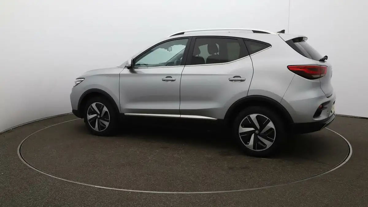 2023-mg-zs-suv-e-trophy-ev-176ps-big-48