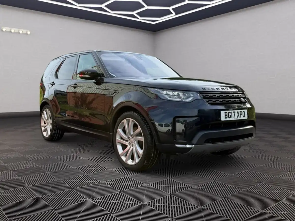 2017-land-rover-discovery-30td6-first-edition-big-1