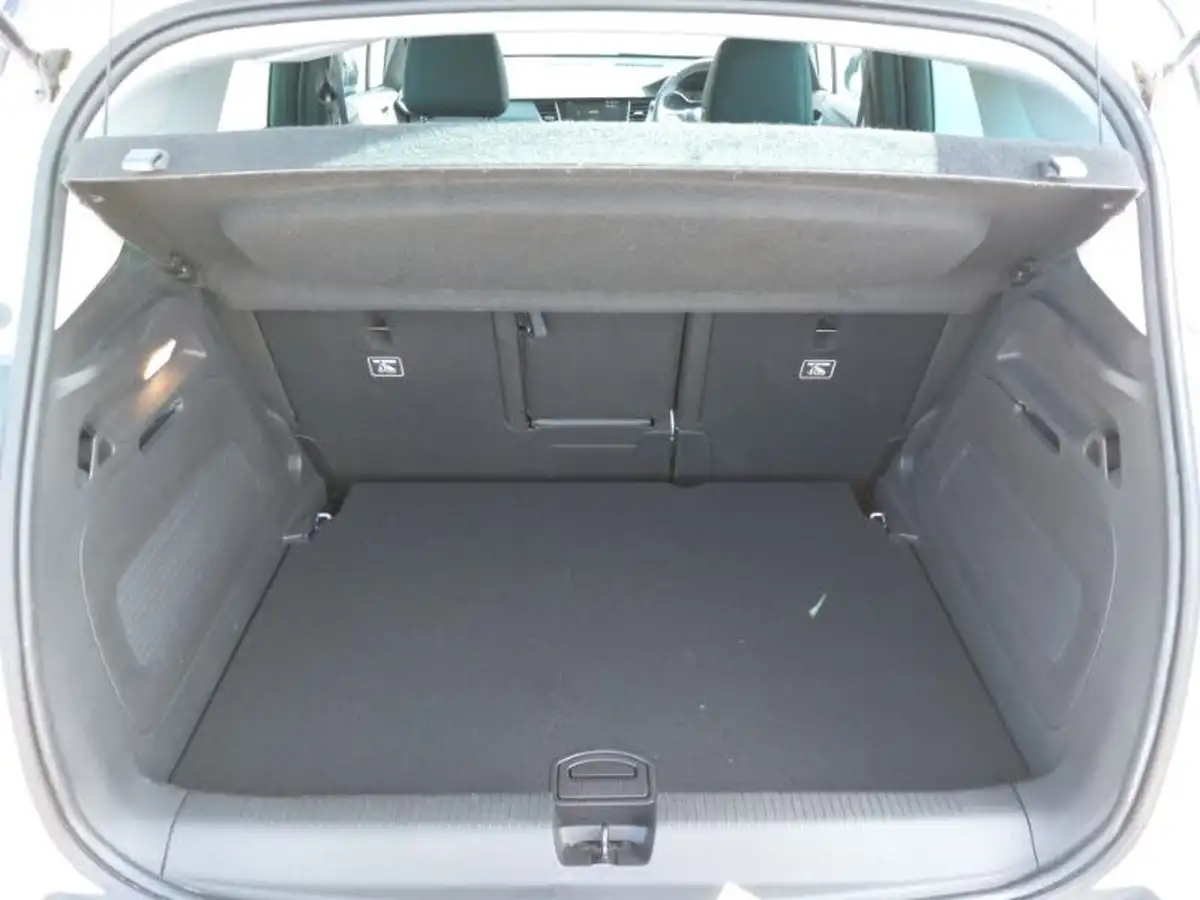 2022-vauxhall-crossland-12-ultimate-130ps-big-7