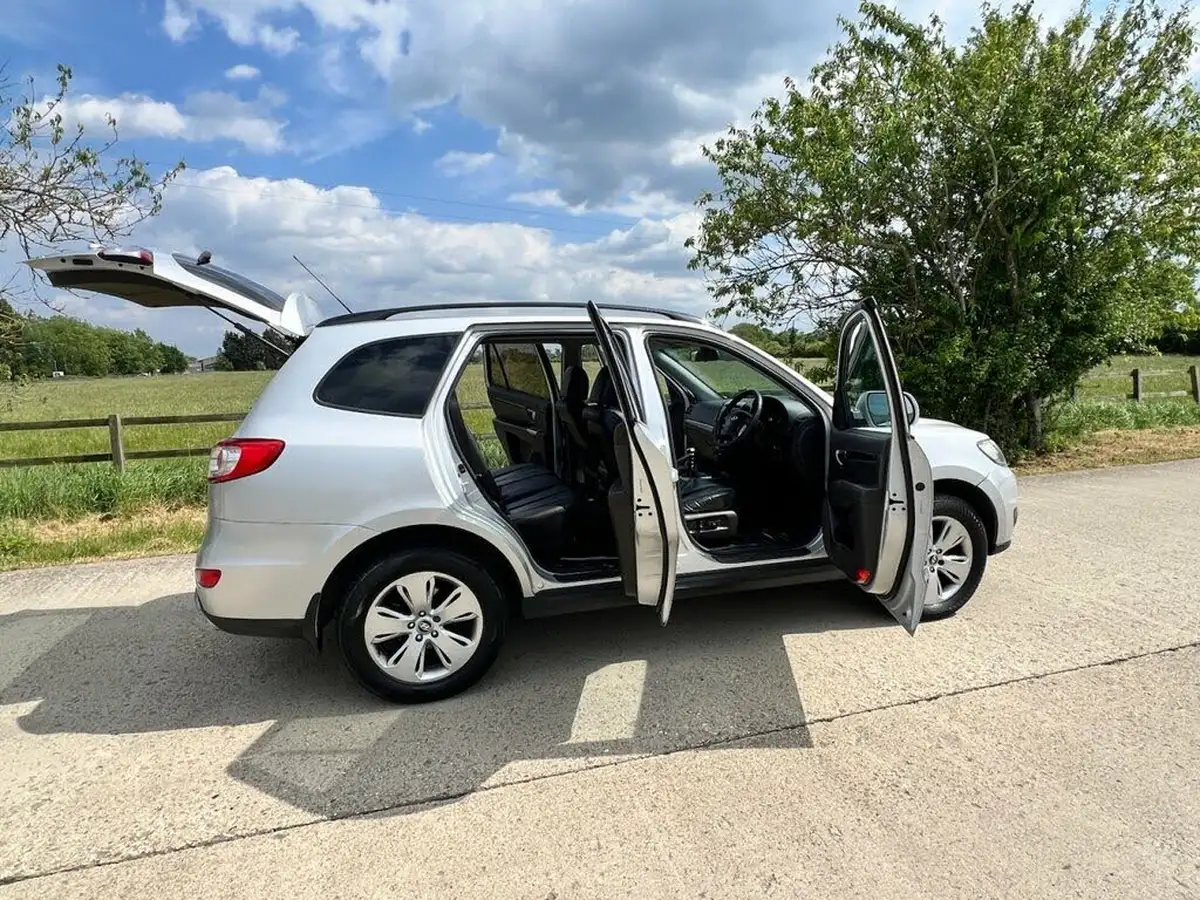2012-hyundai-santa-fe-22td-premium-7st-big-47