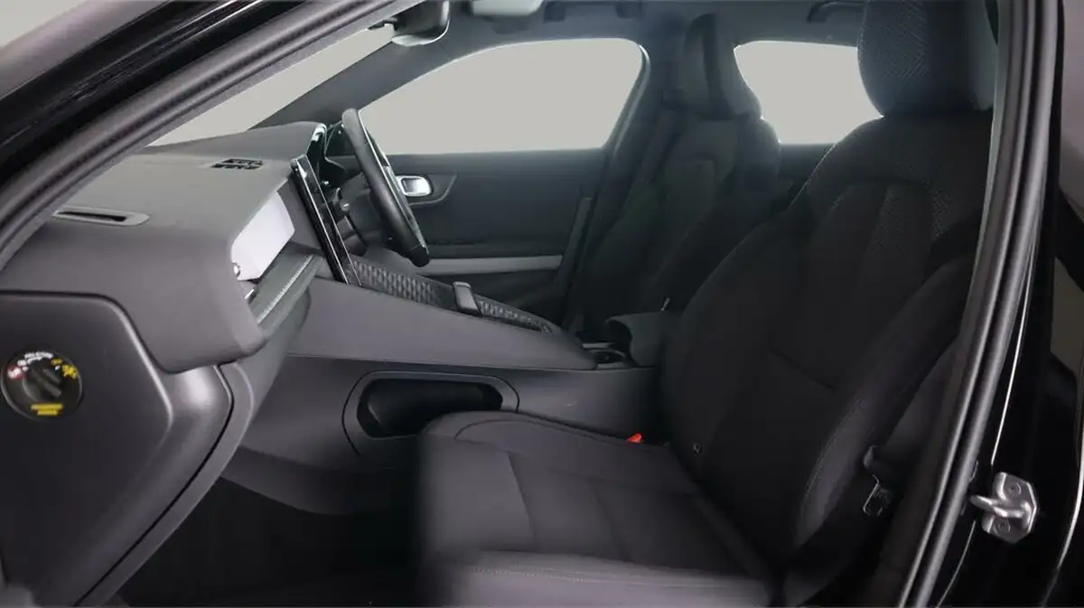 2021-polestar-polestar-2-e-ps2-300kw-long-dual-big-14