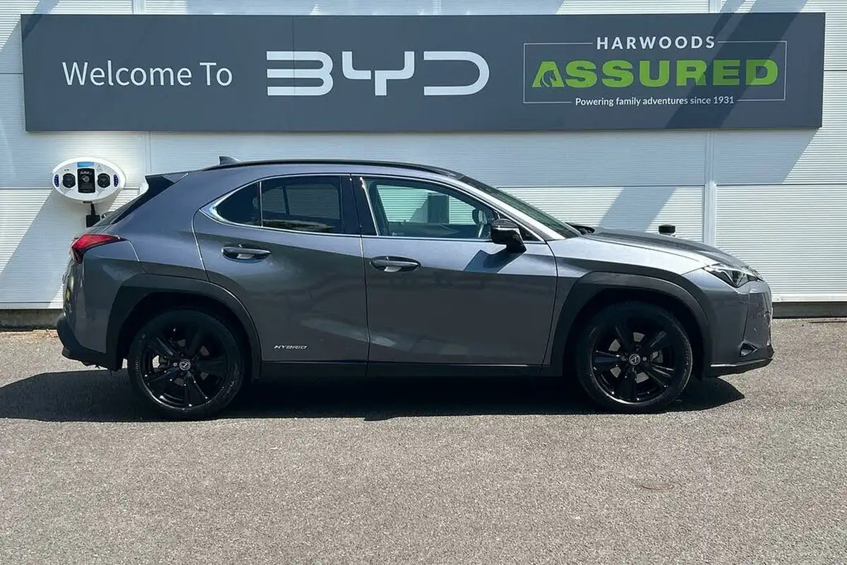 2022-lexus-ux-250h-20-ux-184bhp-without-navigation-big-1