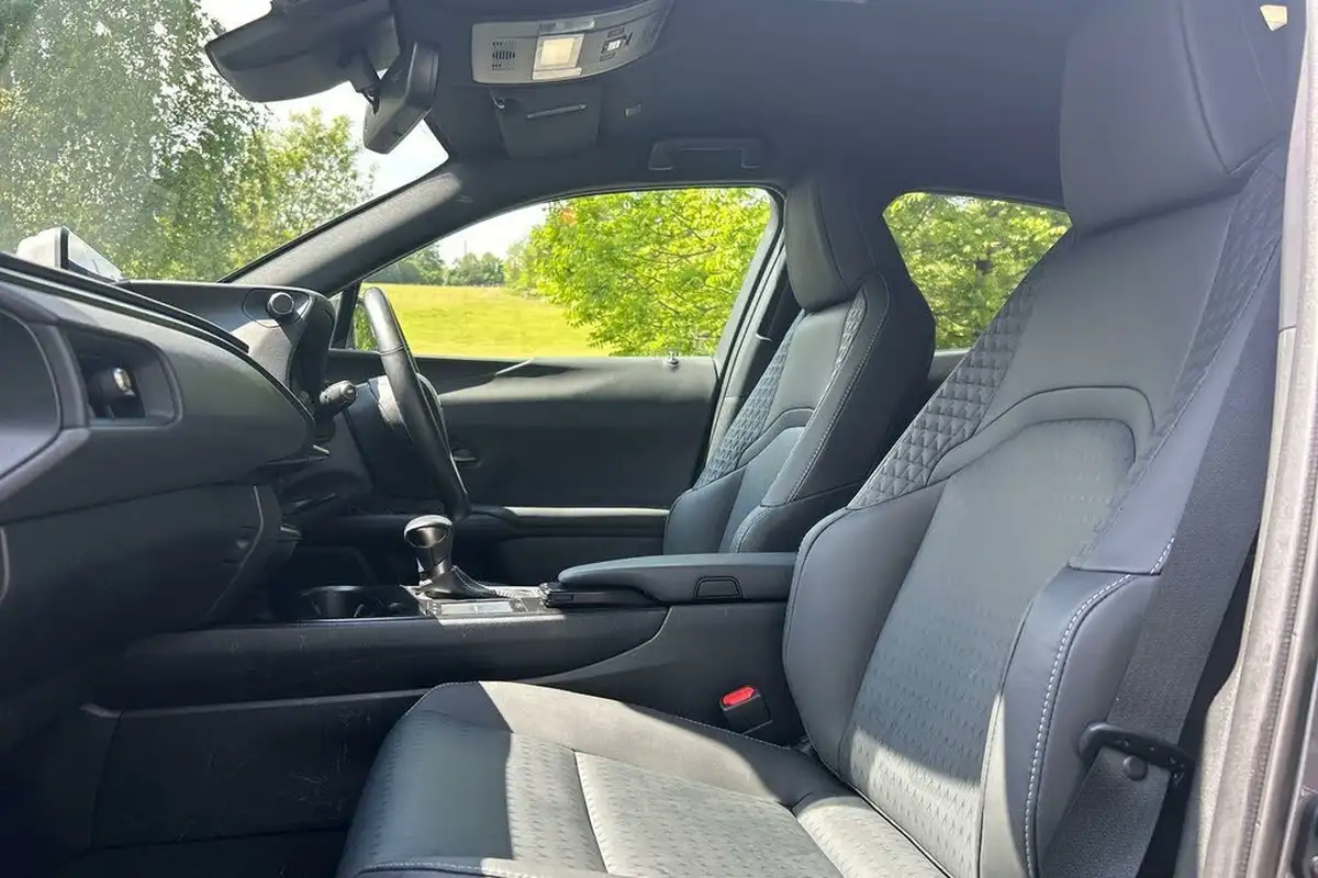 2022-lexus-ux-250h-20-ux-184bhp-without-navigation-big-49
