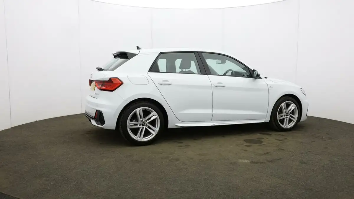 2021-audi-a1-10-30-tfsi-s-line-110ps-big-55