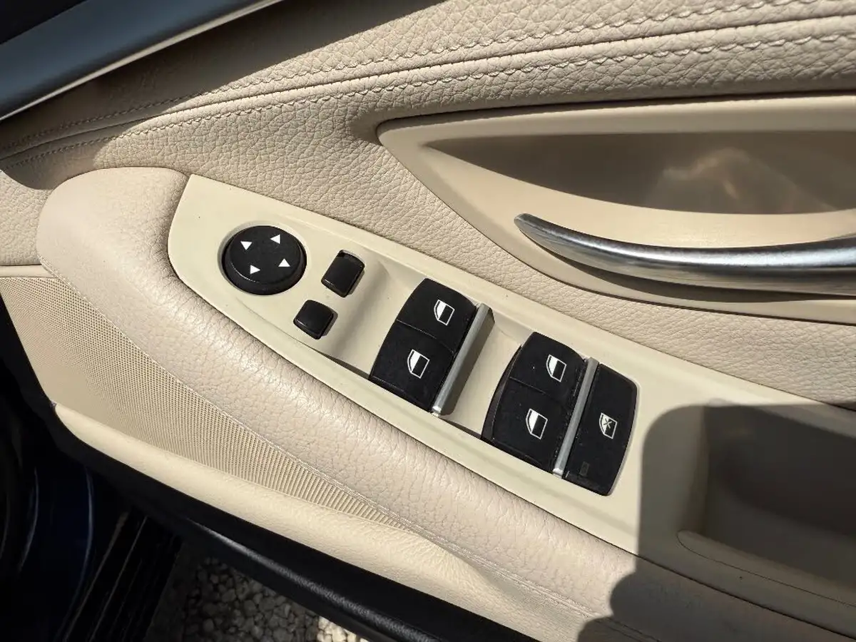 2013-bmw-5-series-20td-520d-se-touring-auto-big-31