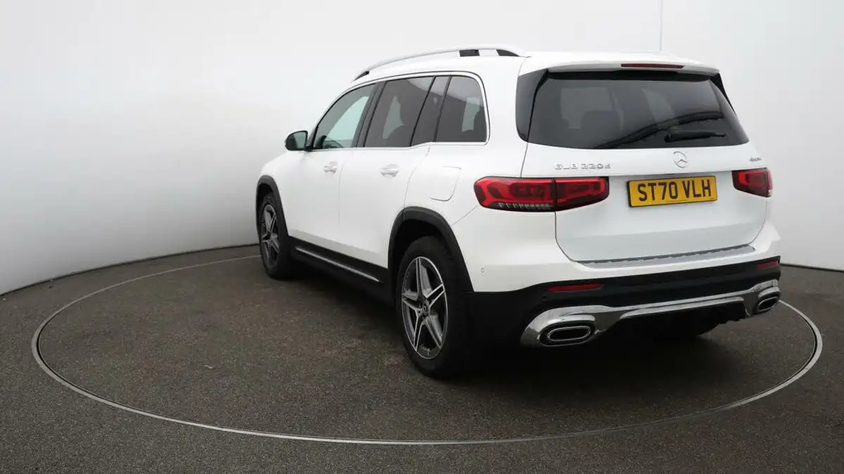 2020-mercedes-benz-glb-class-20d-glb220d-amg-line-premium-5-big-65