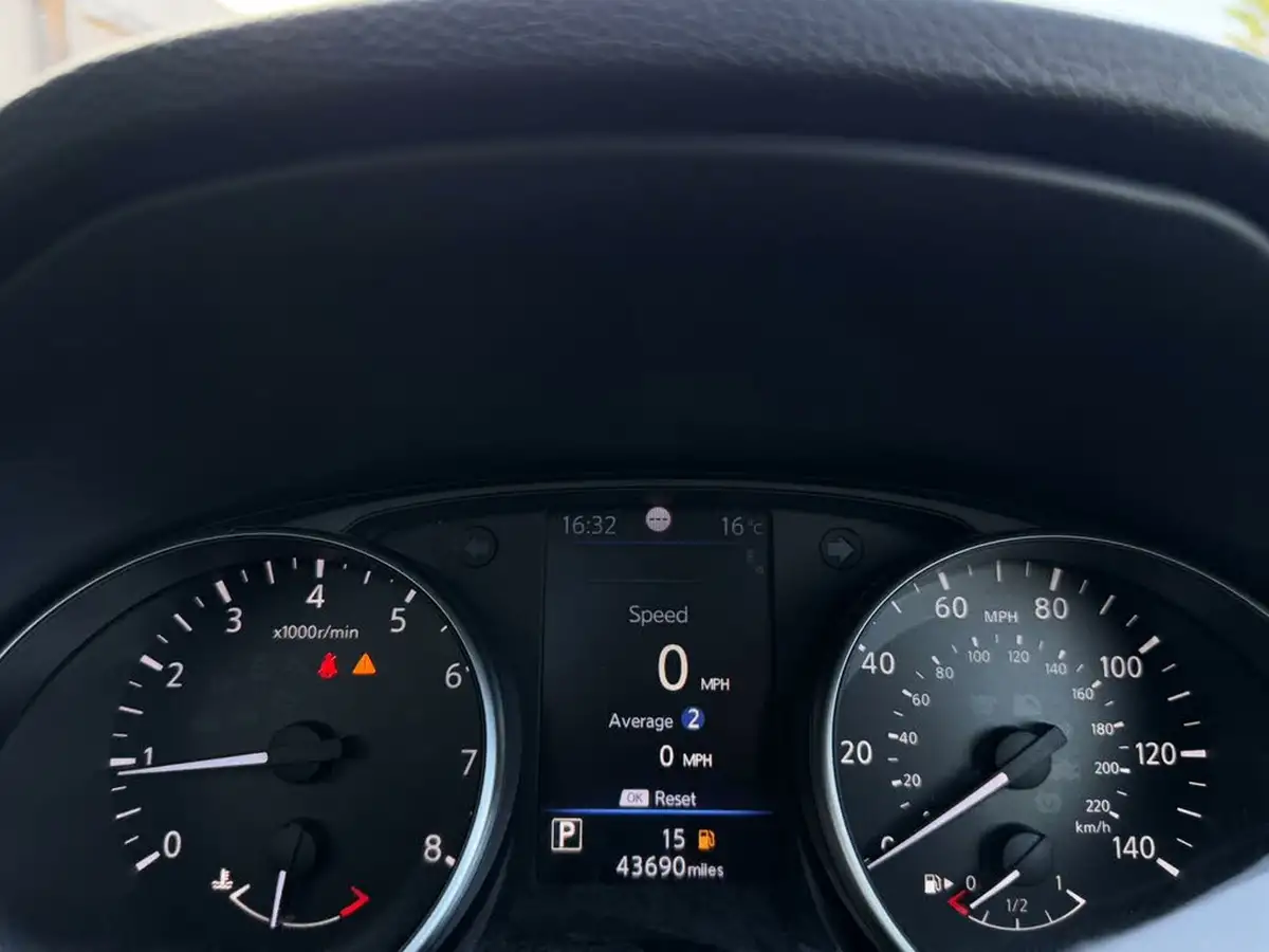 2018-nissan-qashqai-13-dig-t-n-connecta-160ps-dct-big-43