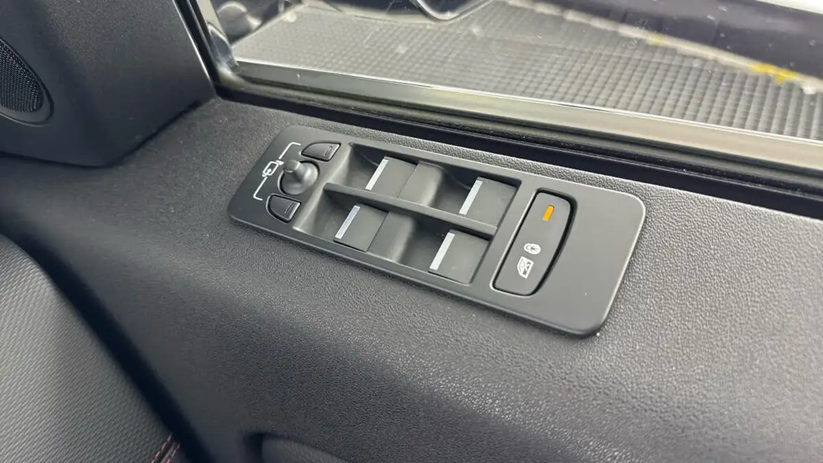 2020-land-rover-discovery-sport-20-p200-r-dynamic-se-big-21