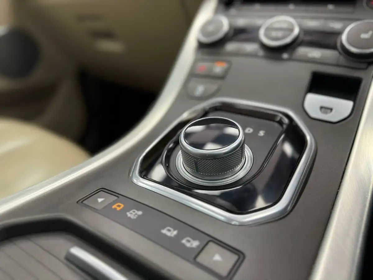 2015-land-rover-range-rover-evoque-22sd4-pure-tech-coupe-3d-auto-big-47