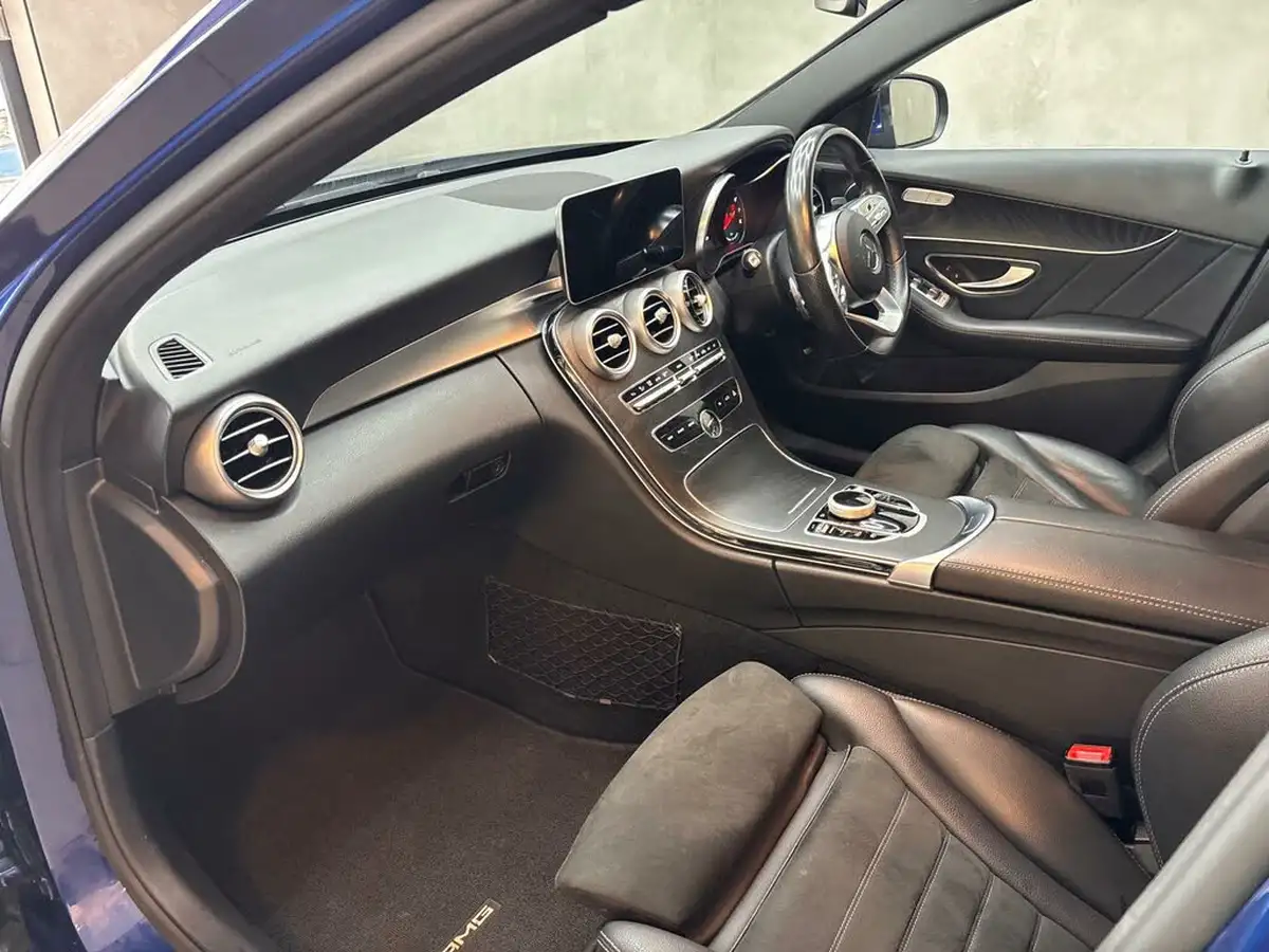 2018-mercedes-benz-c-class-15-c200-amg-line-ss-saloon-4d-big-20