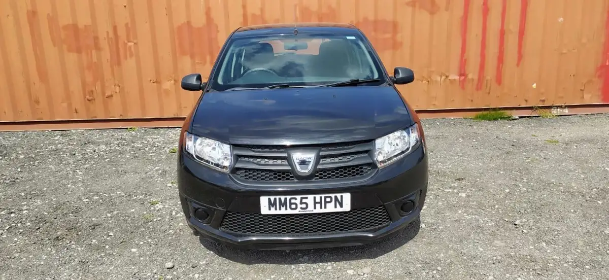 2015-dacia-sandero-12-ambiance-big-2