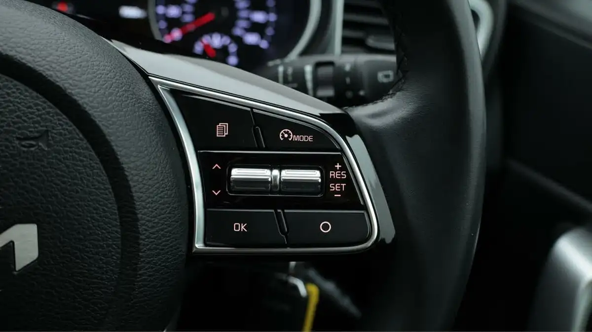 2022-kia-xceed-10-t-gdi-2-big-24