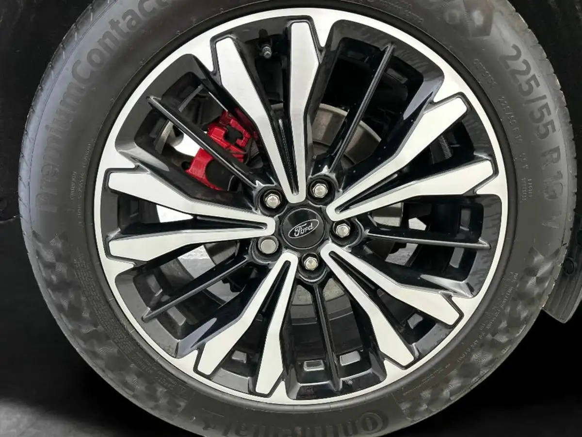 2022-ford-kuga-big-14