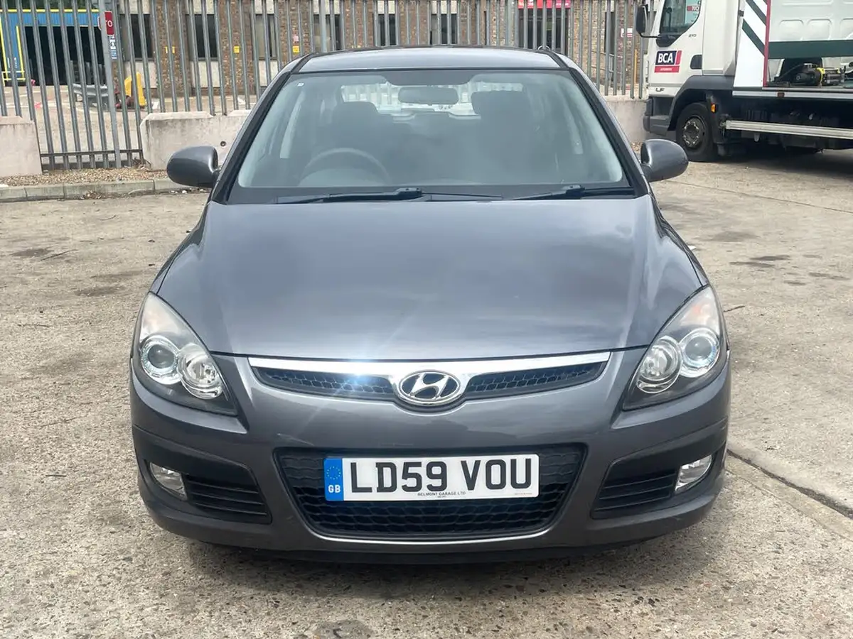 2009-hyundai-i30-comfort-big-4