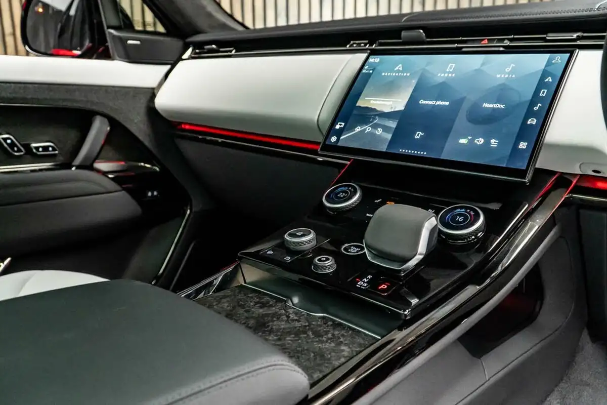 2023-land-rover-range-rover-sport-44-p530-vermillion-edition-big-24