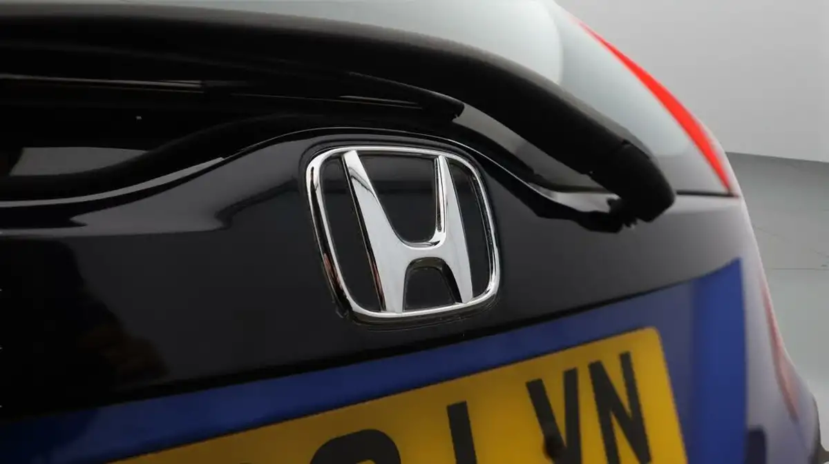 2018-honda-jazz-13-i-vtec-se-big-22