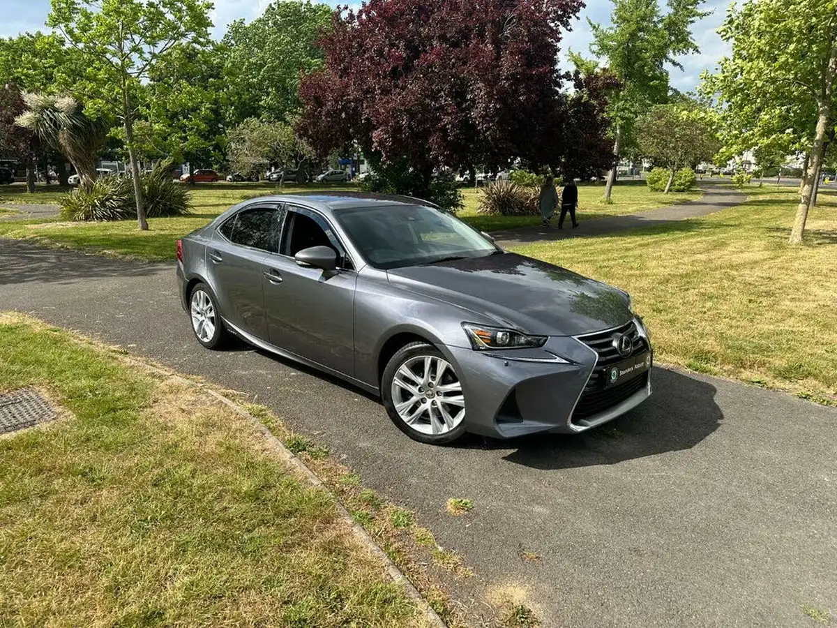 2018-lexus-is-300h-25-executive-edition-lexus-navigation-big-0
