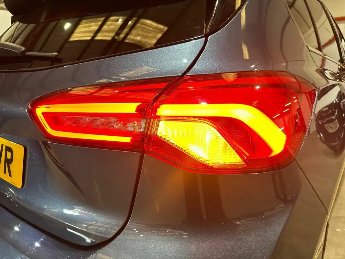 2020-ford-focus-10t-titanium-x-hatchback-auto-big-32