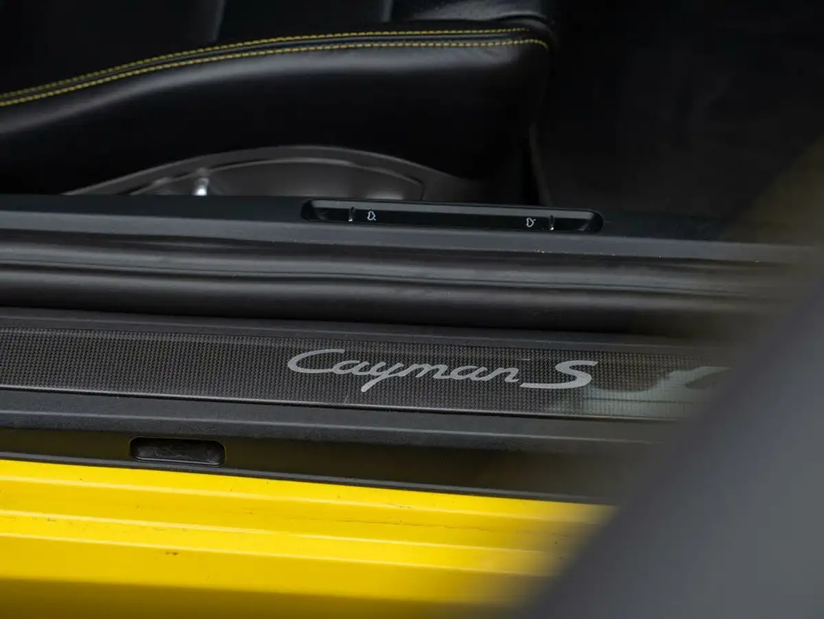 2020-porsche-cayman-718-25-cayman-s-pdk-big-38