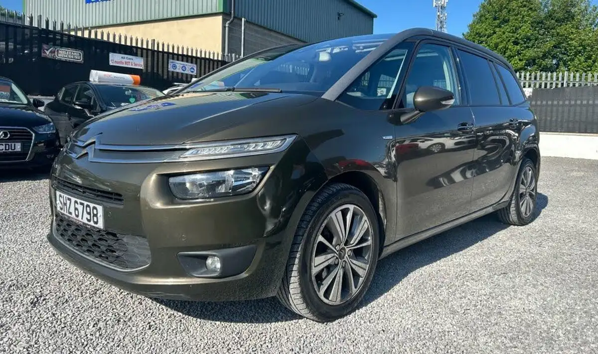 2014-citroen-grand-c4-picasso-16e-hdi-exclusive-big-6