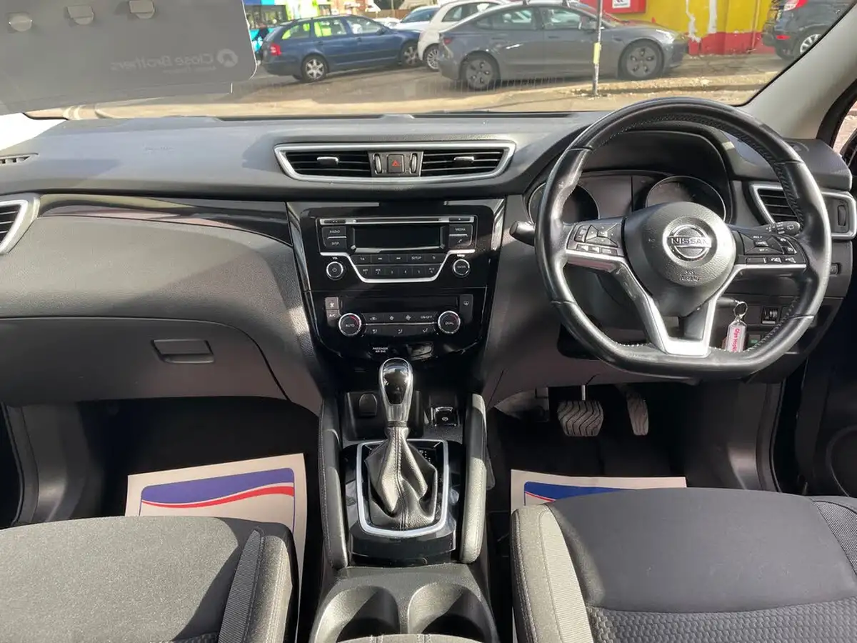 2018-nissan-qashqai-12-dig-t-acenta-xtronic-cvt-big-19