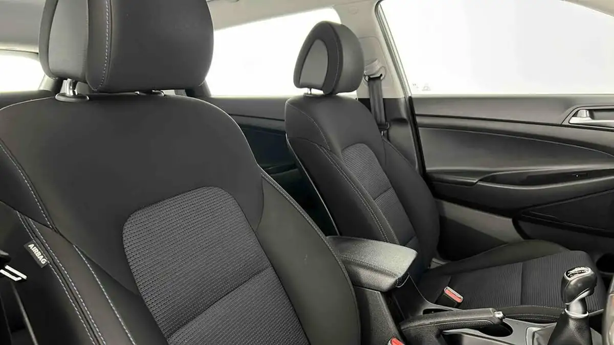 2018-hyundai-tucson-16-gdi-blue-drive-se-nav-big-32