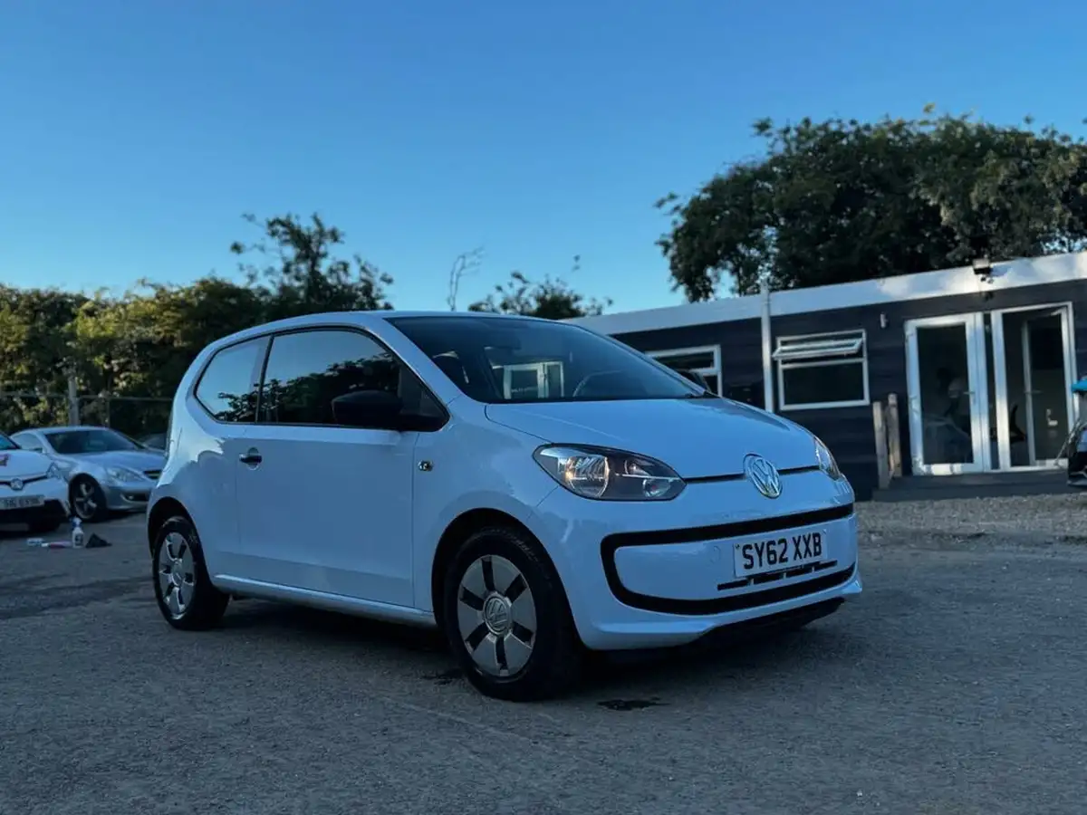 2012-volkswagen-up-10-take-up-59bhp-3d-big-2