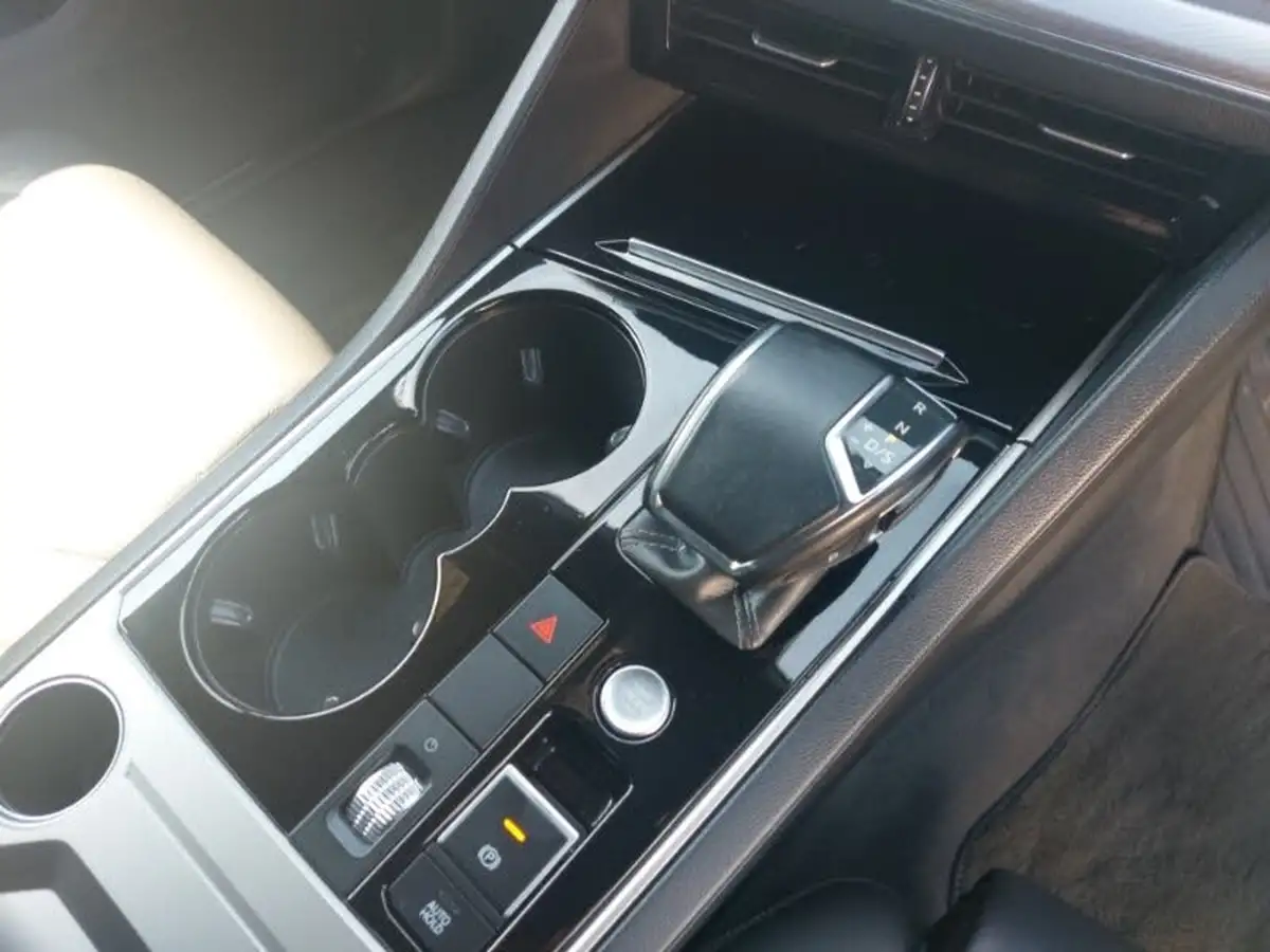 2019-volkswagen-touareg-30tdi-r-line-tech-286ps-big-13
