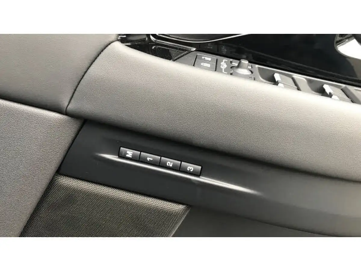 2024-land-rover-range-rover-evoque-20-d200-dynamic-hse-big-40