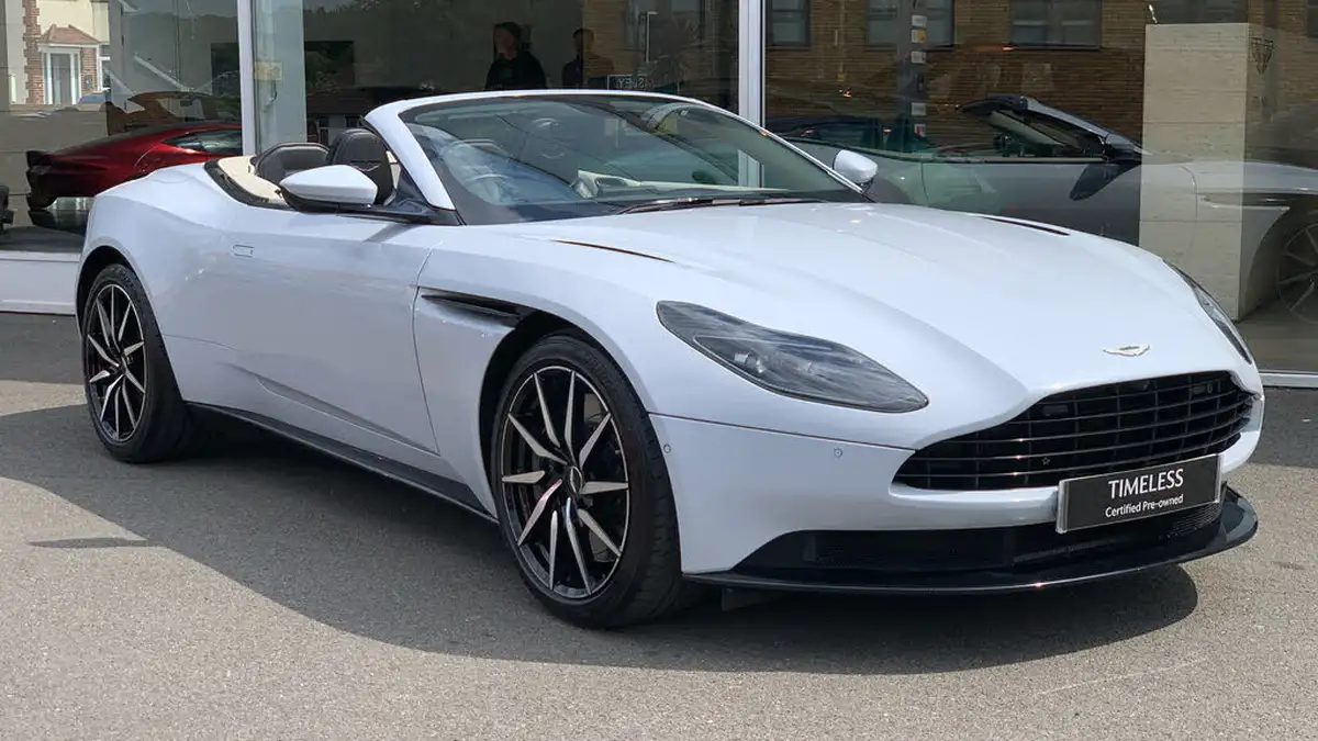 2021-aston-martin-db11-40-v8-503bhp-big-0