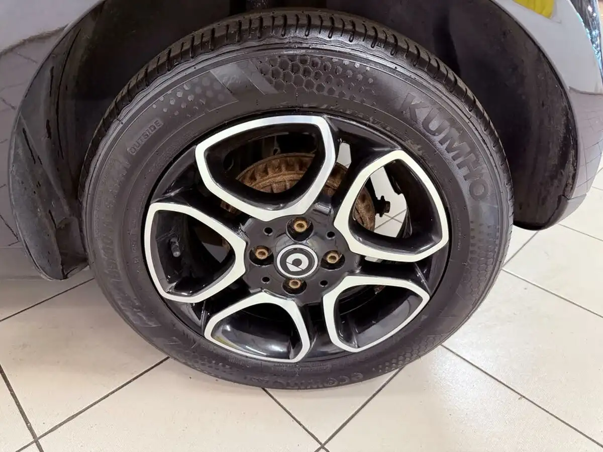 2017-smart-fortwo-09-prime-premiumss-coupe-twinamic-big-25