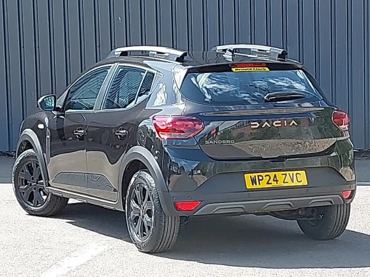 2024-dacia-sandero-stepway-10-tce-extreme-90bhp-big-1