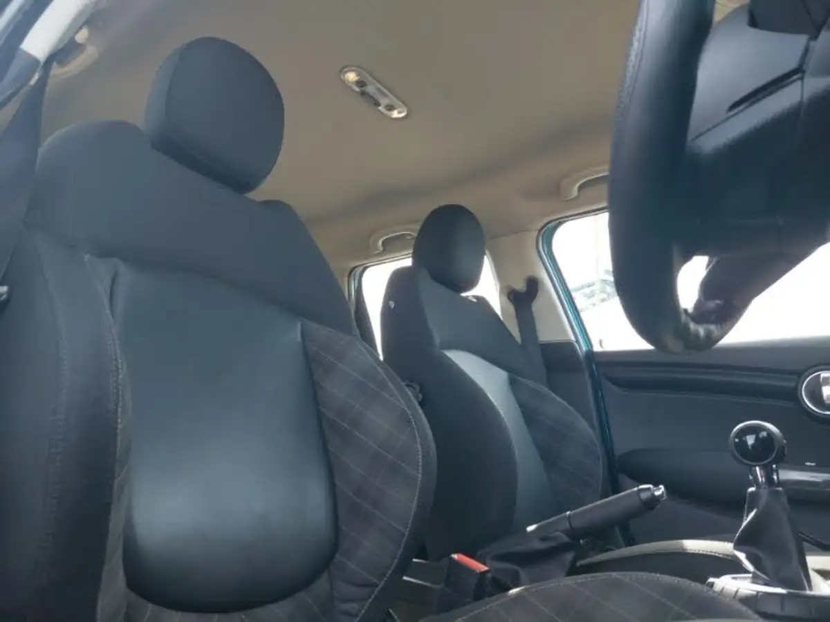 2014-mini-cooper-15-cooper-5d-big-11