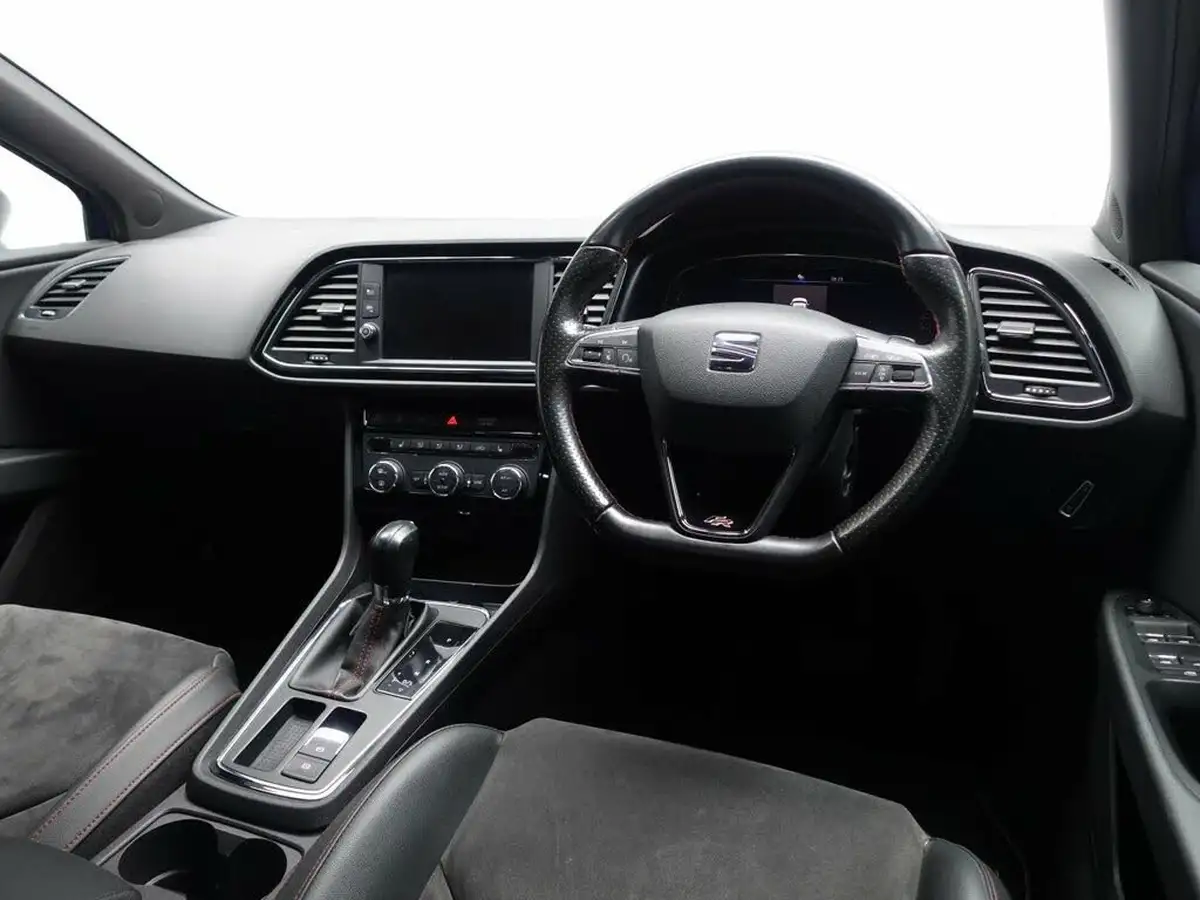 2020-seat-leon-20tdi-fr-black-edition-hatchback-dsg-big-19