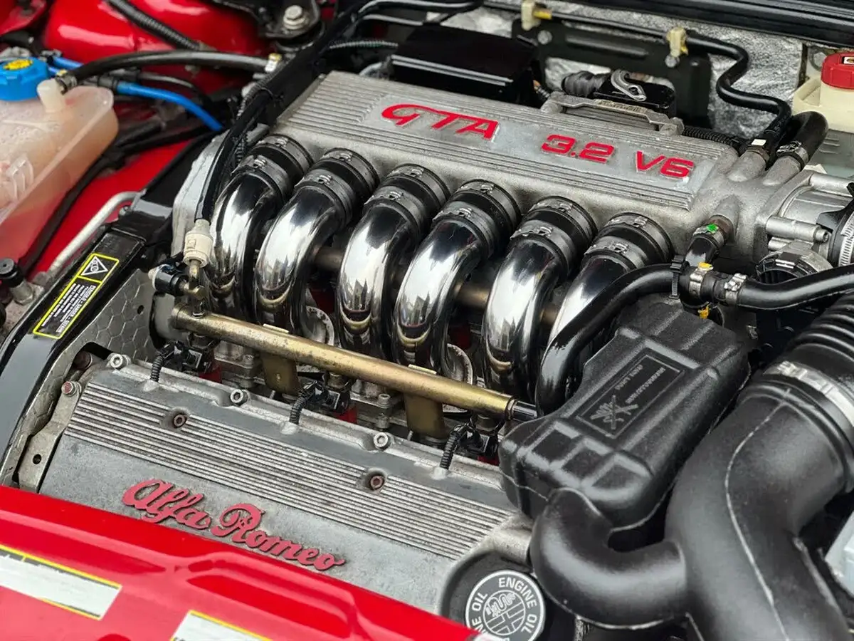2003-alfa-romeo-156-32-gta-big-47