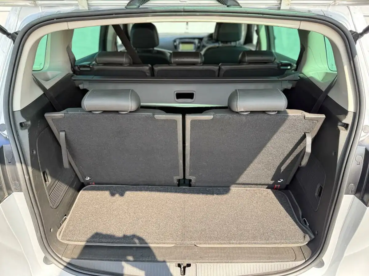 2017-vauxhall-zafira-tourer-14i-16v-turbo-sri-nav-leather-pk-big-10