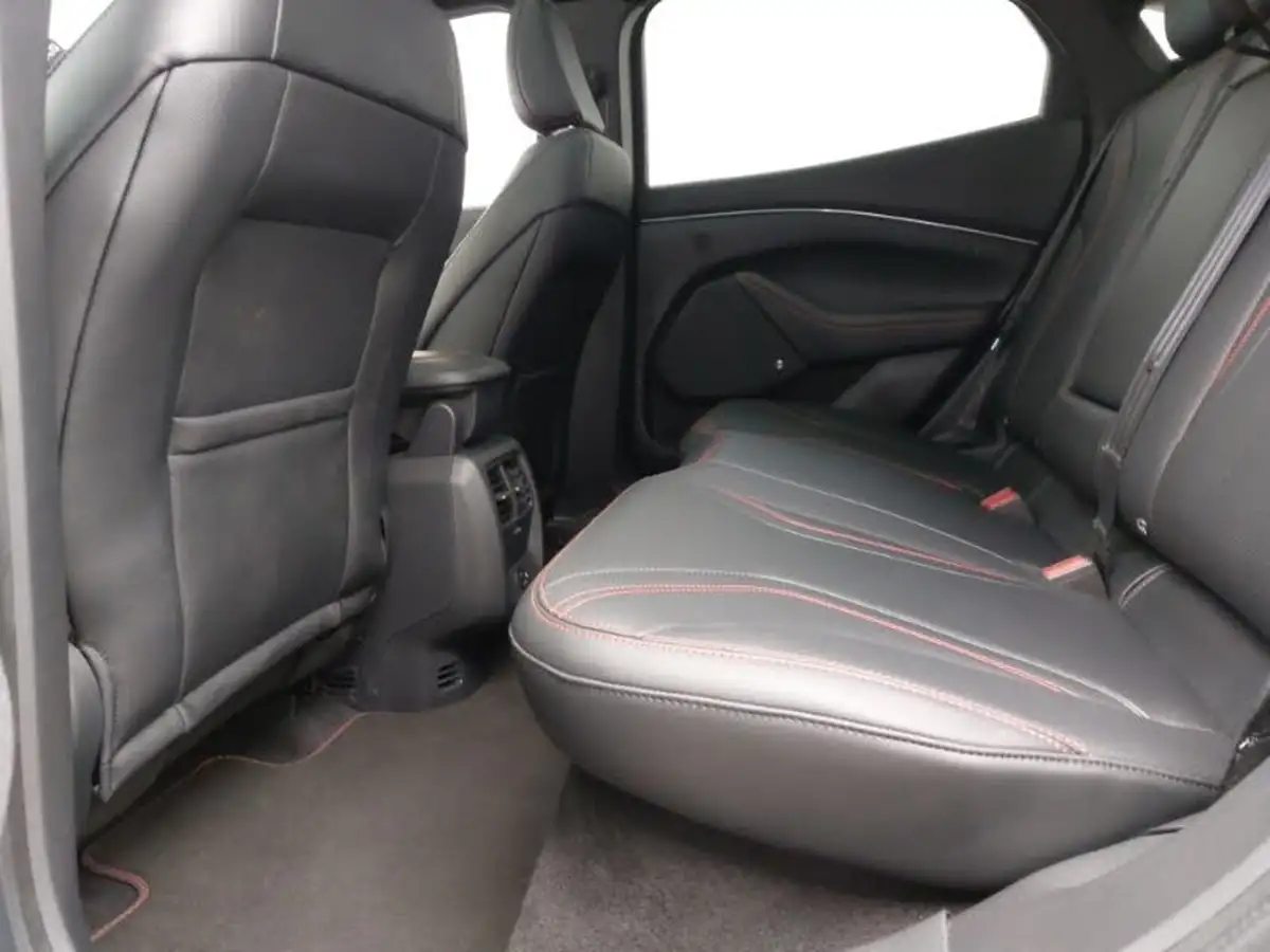 2022-ford-mustang-mach-e-e-extended-range-351ps-awd-big-5