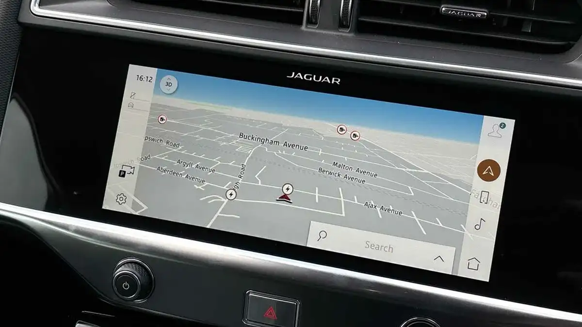 2023-jaguar-i-pace-ev400-black-big-10